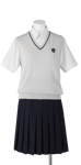 川島高校女子夏制服(夏ベスト着用)