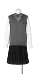 城北高校女子合い制服(ニットベスト着用)