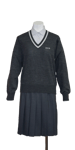 徳島商業高校女子合い制服(セーター着用)