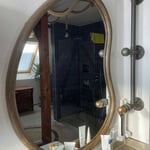 Wandlampe aus Rohren als Spiegelbeleuchtung im Industrial Style