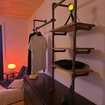 DIY Kleiderstange aus Rohren mit Regal auf Kommode