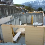 Montage der Holzelementen im November 2014.