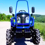 ecopard Kompakttraktor optional mit Frontkraftheber für Winterdienst