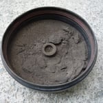 スチームトラップに溜まった灰