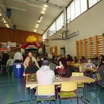 die Festwirtschaft ist praktisch voll ....