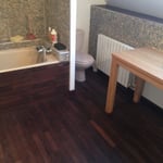 Pluvigner Parquet wengé massif en pose collée