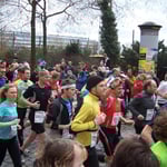 Alexander kommt gut weg vom Start ...