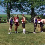 Jetzt brauchen die Läufer erst mal jede Menge Wasser ...