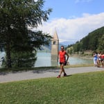 Nach 1:13 h ist Alexander von der 15,3 km-Runde um dem See wieder zurück