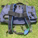 Schulterriemen geschlossen