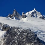 Die Berge sind hier schroff und gerade darum von faszinierender Schönheit.