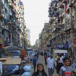 Yangon ist für uns eine laute Stadt ohne spezielles Flair.