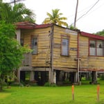 Obwohl viele Belizier sehr einfach leben, ist der Garten stets aufgeräumt. 