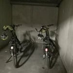 In Lyon müssen wir in der Tiefgarage(!) eine Garagenbox für unsere Velos mieten. Das gab es bisher nie!