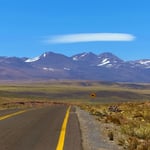 Da hat jemand mit dem Markierstift am Himmel gemalt.