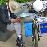 Warten auf Kundschaft macht müde.