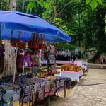 Die Souveniershops bieten alle das gleiche an.