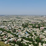 Osh, angenehme Kleinstadt und Ausgangspunkt für Touren in die Berge.