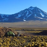 Feuer unter dem Hintern. Rundum nur Vulkane.