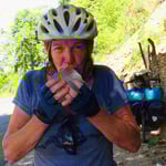 Wasser aus dem Plastikbeutel ist viel günstiger als in Pet-Flaschen. 