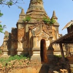 Stupas am Inlesee.