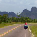 Die Landschaft wird - endlich - hügeliger.