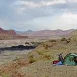 Nicht supertoll aber ruhig. Unser Camp für einen Tag vor der chinesischen Grenze.