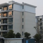 桥英花苑二期拆迁安置配套商品房东南视角外观