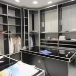 Chambre de sécurité aménagée en dressing