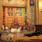 Nachtessen im Traditionellen Restaurant mit Ausgangskopftuch :)