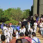 Auf dem Berg wird nicht Ski gefahren...hier wird Karate praktiziert!