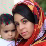 Mohammeds Tochter Maza mit Cousin Amir