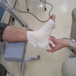 踵骨骨折　かかと骨折　保存療法　国分寺こみね鍼灸整骨院