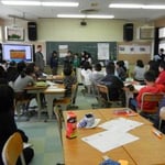 みんなの前で発表