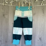 Lieblingshose wird zu neuem Leben erweckt. Upcycling ist das verwerten von alten Stoffen und Kleidungsstücken.