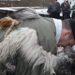 Auftrag: den Fotografengnom während dem Konfetti füllen...