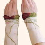Stulpen Nr. | Wristlets No. 33  |  30 €   |   Chiffon/Merino gefilzt/felted