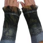 Stulpen Nr. | Wristlets No. 72  |  35 €   |   Chiffon/Merino gefilzt/felted