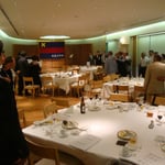 写真⑧：懇親会・若き血