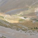 15 Haarnadelkurven oberhalb des Refugio Scarfiotti in Realität