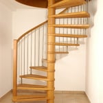 Thum-Spindeltreppe 12