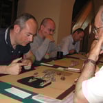 Adesso a quella basetta lì, la prendo e gli faccio un c..o così!!!