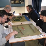 La mia mente nella tua mente.....  la tua mente nella mia mente.....  Gasbarri tenta la fusione mentale con la basetta del proprio Generale.