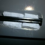 Polsterung, damit es nicht klappert, hab ich festgeklebt mit dem Himmelkleber