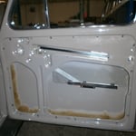 ......bevor es an den fummeligen Teil weitergeht...Scheibe, Führungen, Chromrahmen etc.....