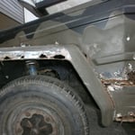 Ich habe an einem auto noch nie soviel spachtel, GFK und Dichtmasse entdeckt wie an dem hier.