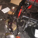 Gesamtansicht, die Bolzen im Sattel, wordurch die Beläge gehalten werden muss ich auch noch in den Sattel kloppen, doch die Hämmer liegen an der Halle zum Karosserie restaurieren