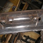 Stellenweise, wom an mal eben so hinkam, entrostet und später grundiert.