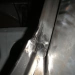 ....der Reserveradmulde von unten das Blech verzogen gehabt. Nachdem ich das festgestellt hatte, war da sBlech auf einmal eingedellt........... :-/ Wie da snur kommt ? :-)