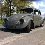 .....und poliert werden. Hier nun wieder an der Halle, das Ergebnis ist nun gut, aber immernoch nicht so wie ich es mit der Ratte aka "Joe" ausgemacht hatte.